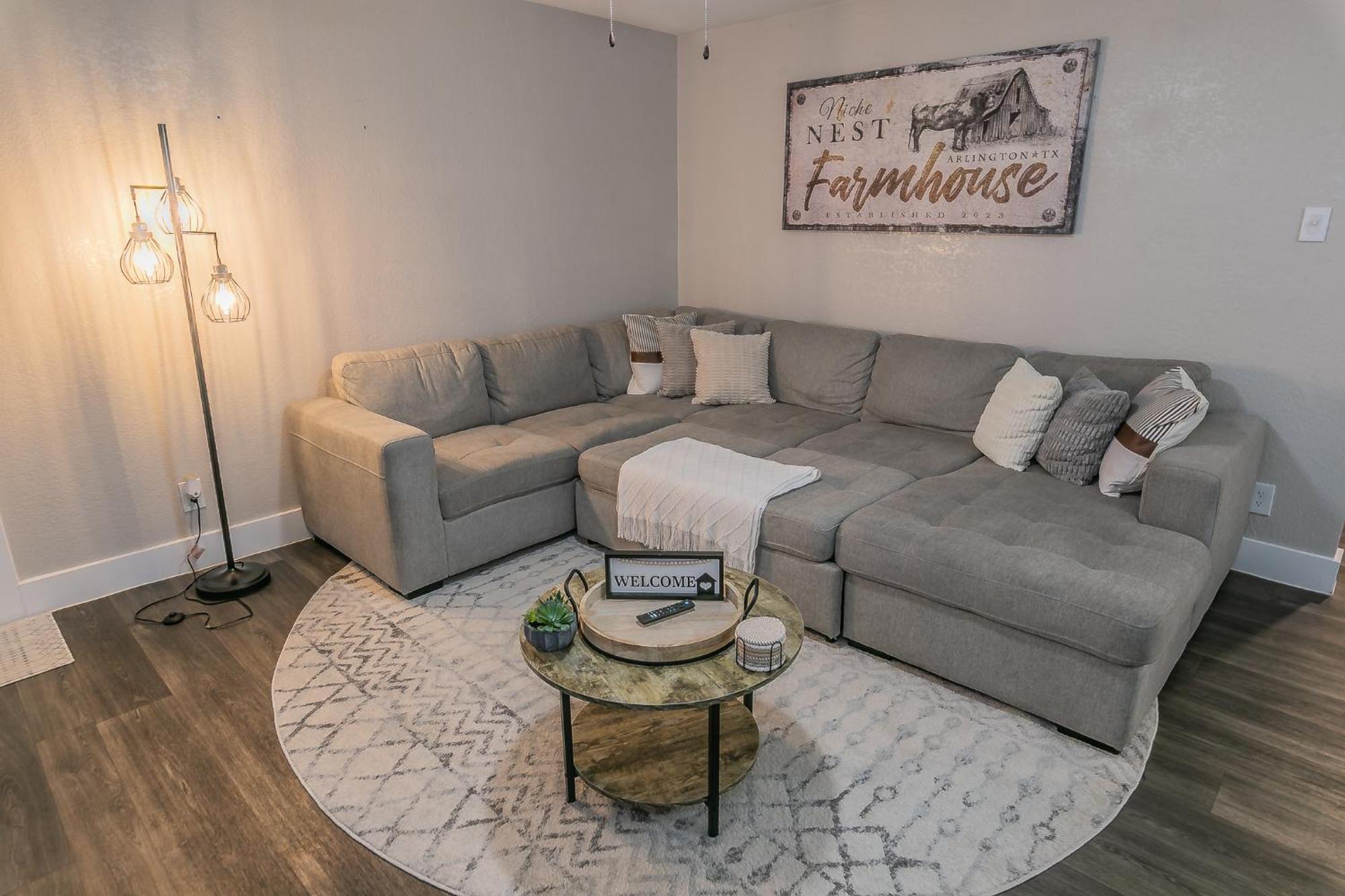 Cozy 2Br Farmhouse Apt - Sleeps 8 - Free Parking! Arlington Zewnętrze zdjęcie